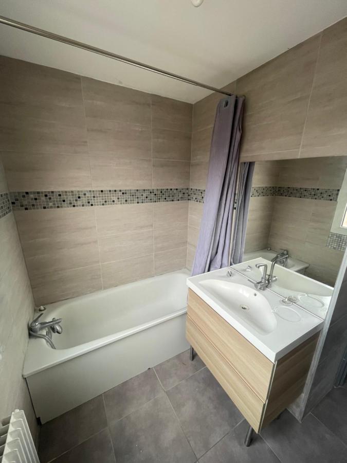 Bel Cosy Tres Calme Avec Parking Prive Apartment
